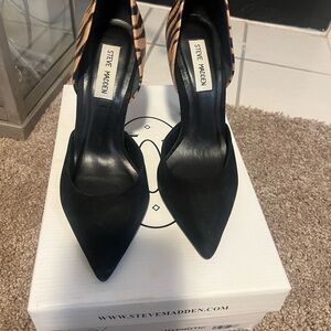 Steve Madden Black and Tan Women's Shoes
